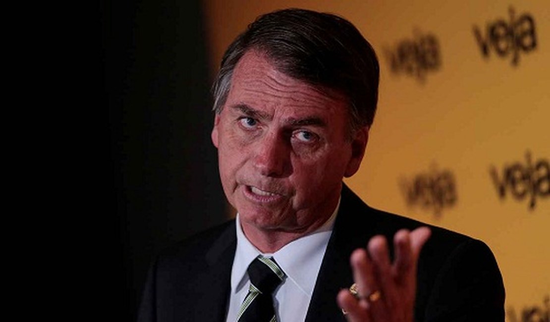 'É melhor menos direitos e emprego', diz Bolsonaro