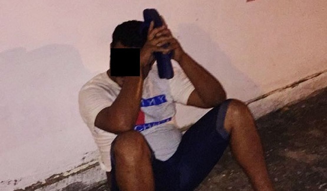 Populares capturam suspeito de furto no Alto do Cruzeiro, em Arapiraca