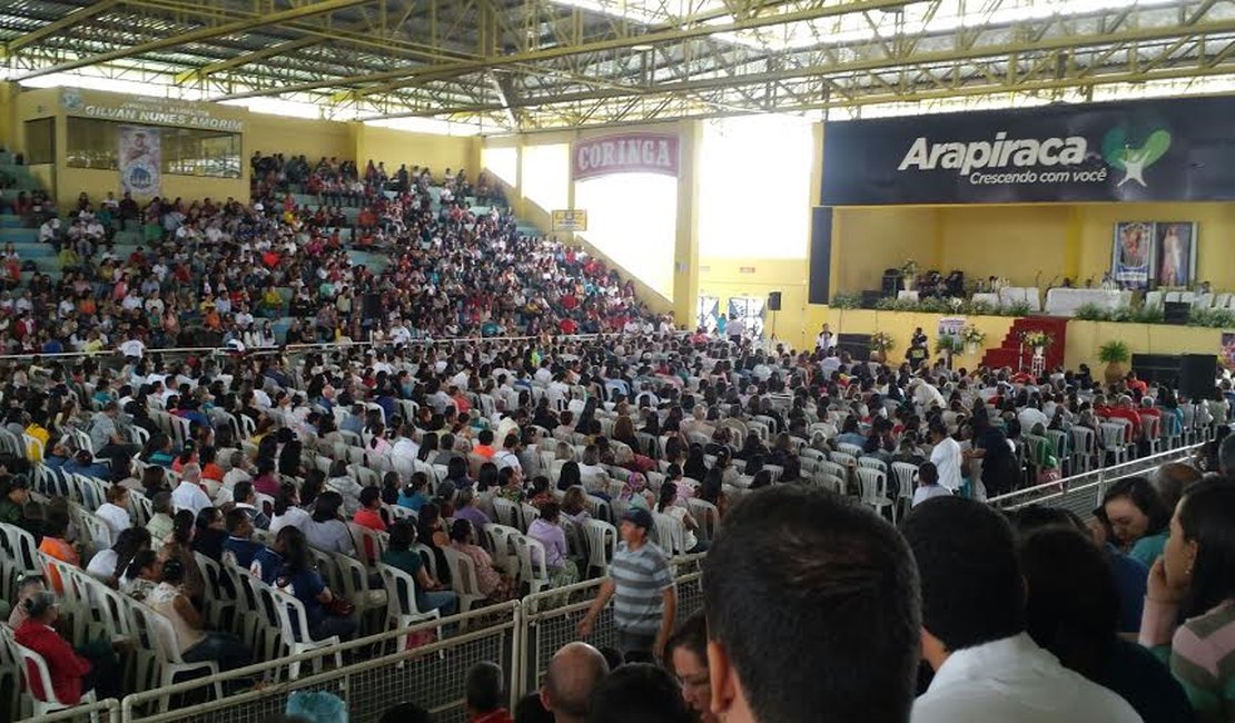 Encontro das Famílias reúne centenas de fiéis em Arapiraca