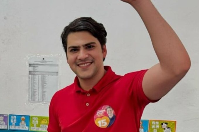 Prefeito de Santana do Ipanema, Eduardo Bulhões, é cobrado pelo MPE a realizar concurso público