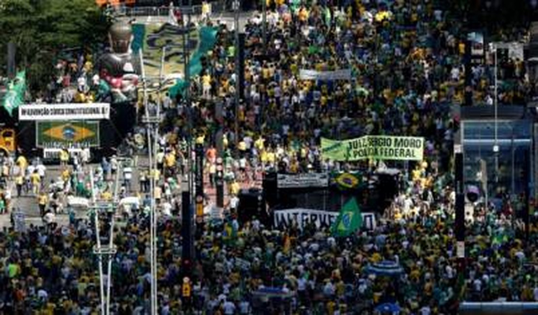 Brasileiros se preparam para voltar às ruas contra a corrupção