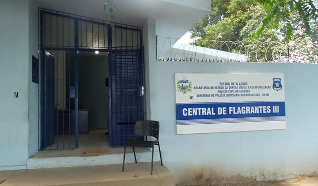 'Tenho certeza da influência do jogo Baleia Azul', diz pai de garoto achado morto, em AL
