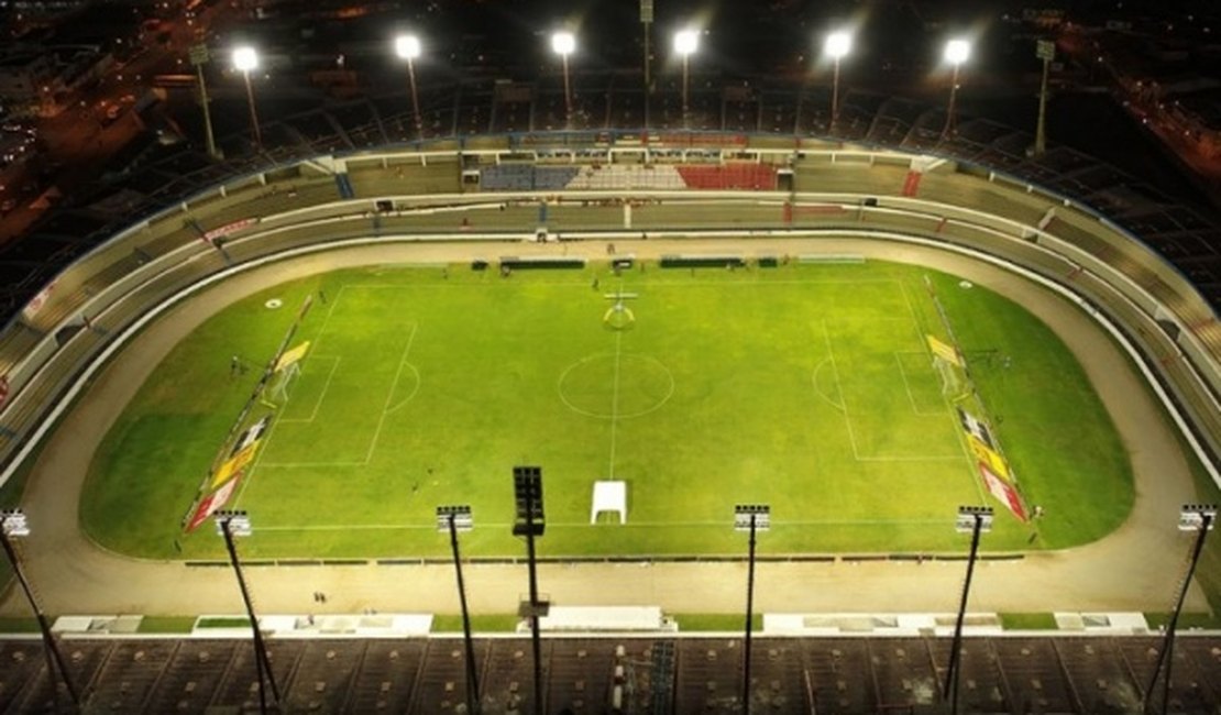 Estádio Rei Pelé volta a vender bebidas alcoólicas em jogos a partir de hoje