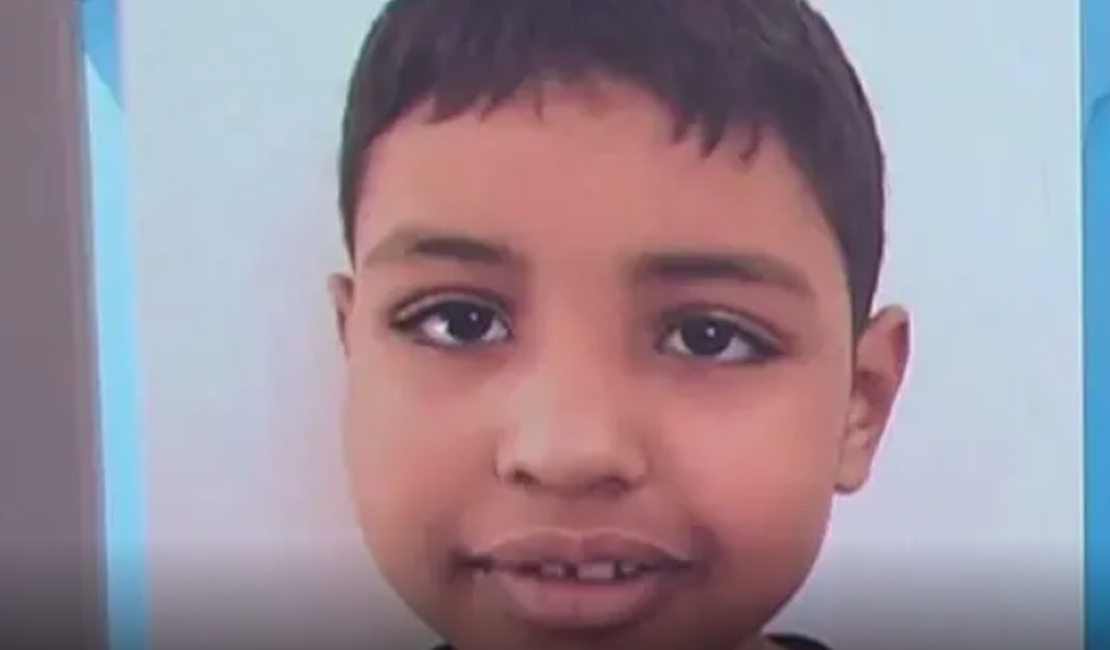 Menino com autismo é esquartejado pelo próprio irmão enquanto pais estavam fora