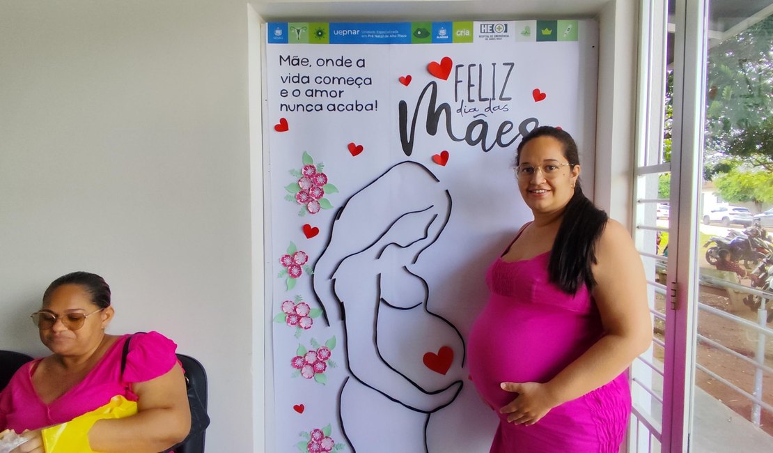 Hospital de Emergência do Agreste celebra mês das mães com acolhimento especial a gestantes de alto risco