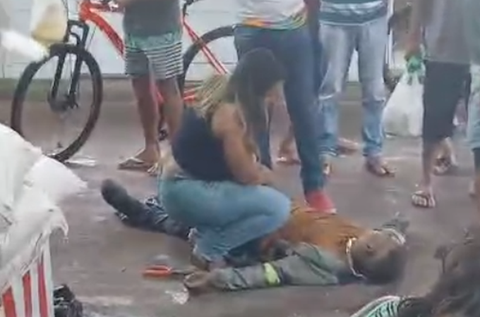 Trabalhador terceirizado da Prefeitura de Marechal Deodoro cai de telhado no Mercado Público