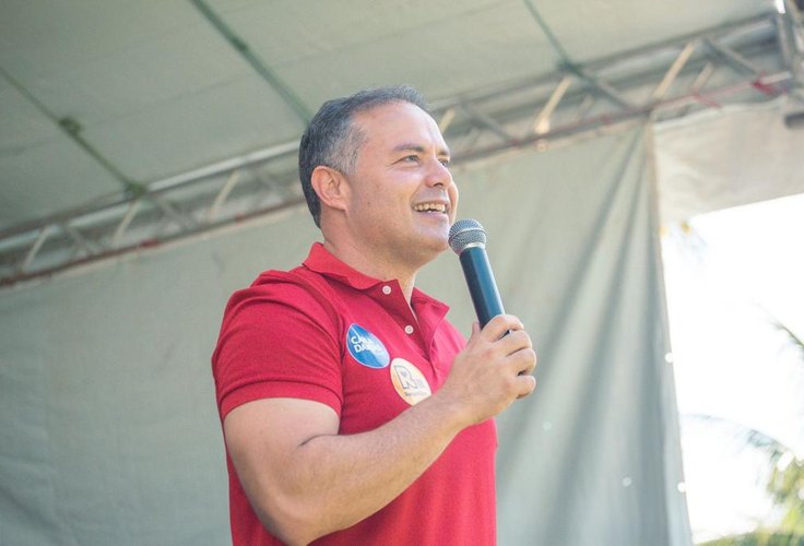 Com 55% de intenção de votos, candidato Renan Filho segue com folga rumo ao Senado