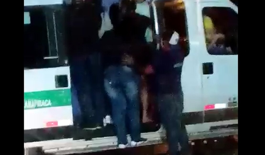 Vídeo. Passageiros denunciam superlotação em vans que fazem a linha Arapiraca/Palmeira dos Índios