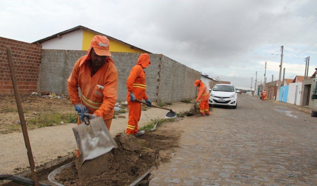 Mutirão de Limpeza beneficia famílias do Residencial Nossa Senhora Aparecida