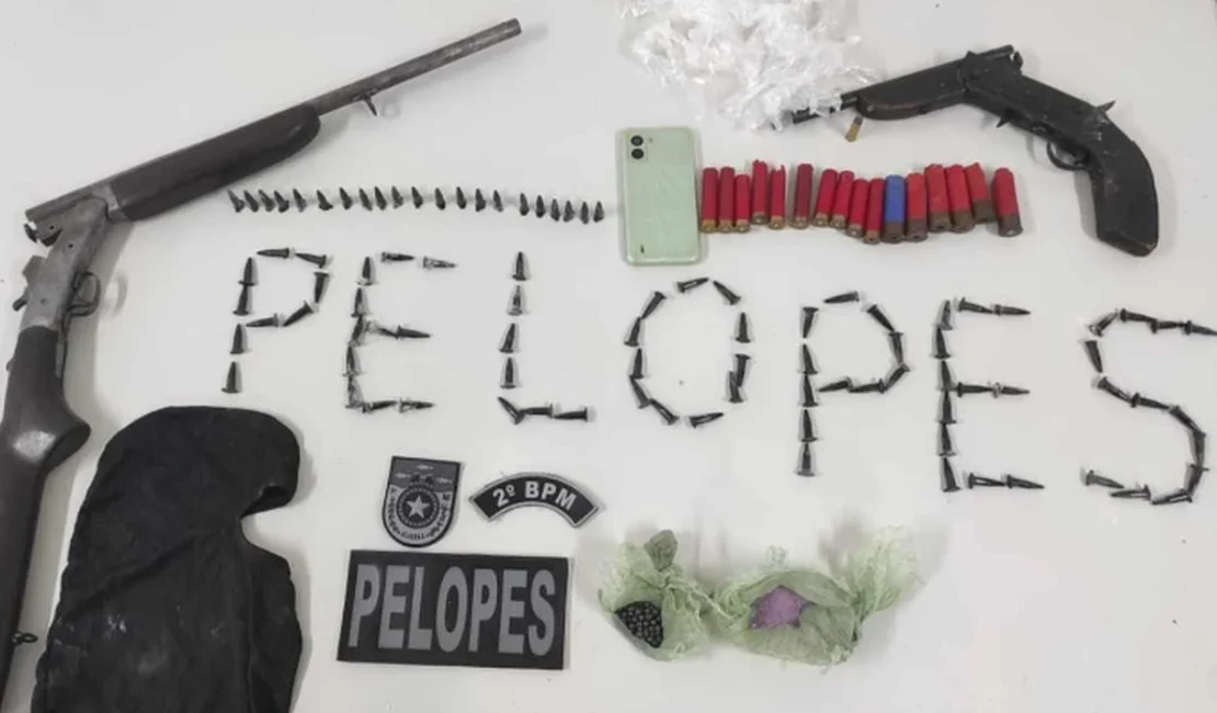 Operação termina com prisão de dois homens e apreensão de armas, drogas e munições em Branquinha