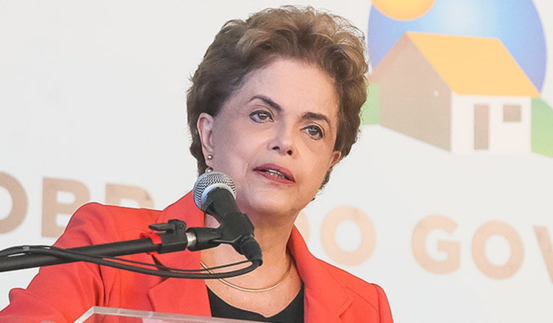 Dilma: não tem sentido conduzir Lula “sob vara” para prestar depoimento
