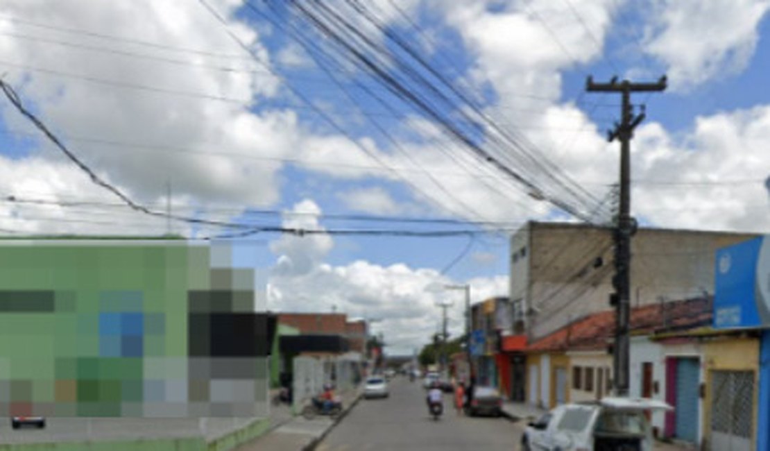 Clientes são retirados de supermercado e segurança é ameaçado no bairro Primavera