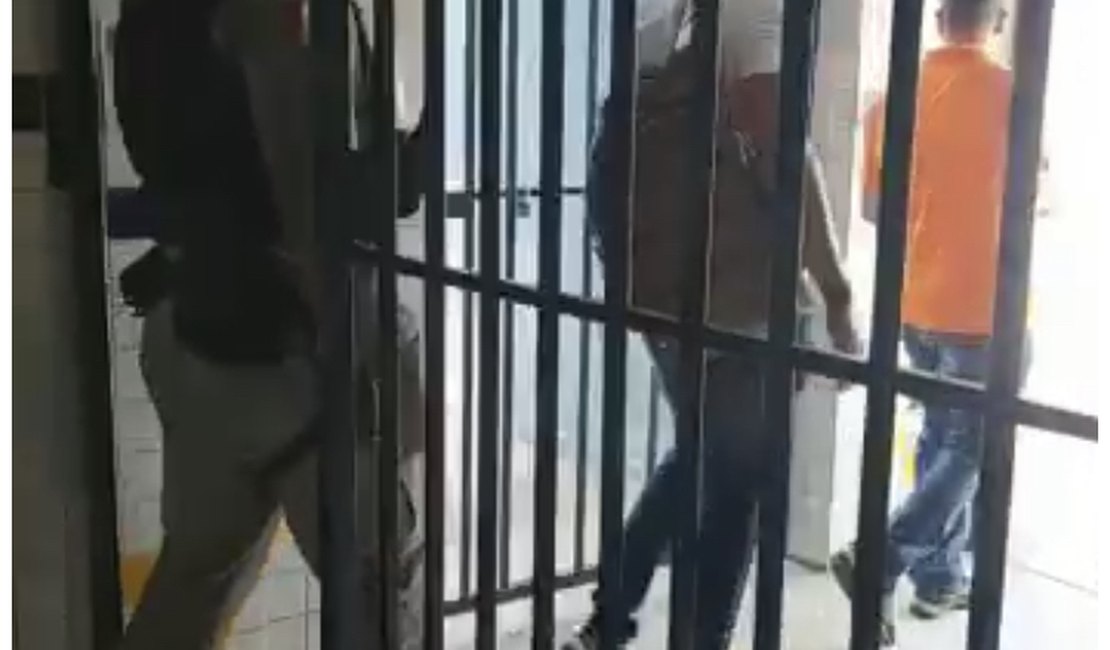 Professor é denunciado por assédio contra alunas em escola de Arapiraca