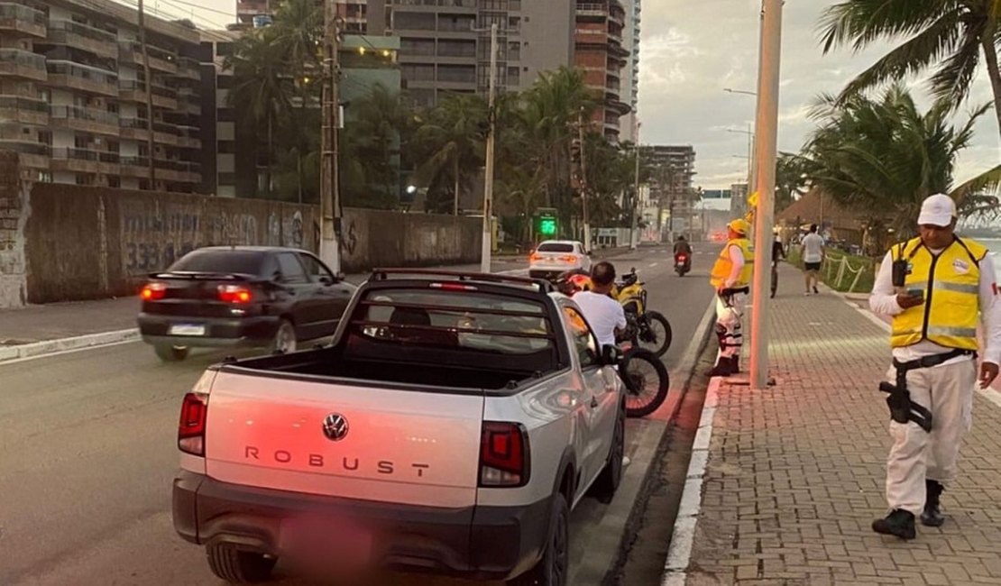 Ronda no Bairro registra flagrantes por uso de drogas, direção perigosa e roubo no fim de semana