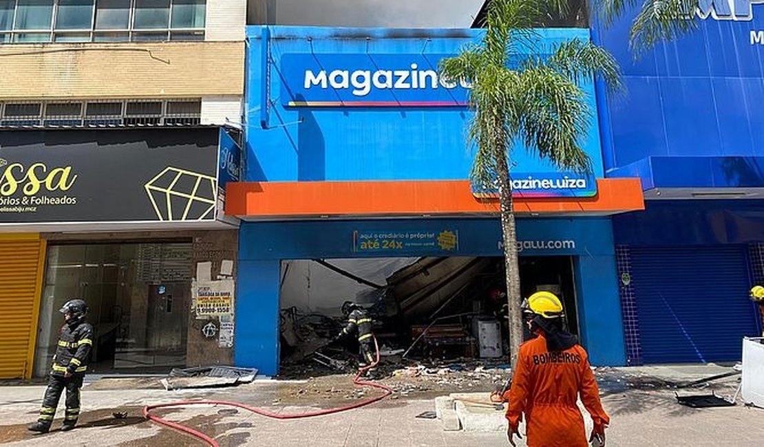 Após incêndio,loja do Magazine Luiza em Maceió pode ser demolida