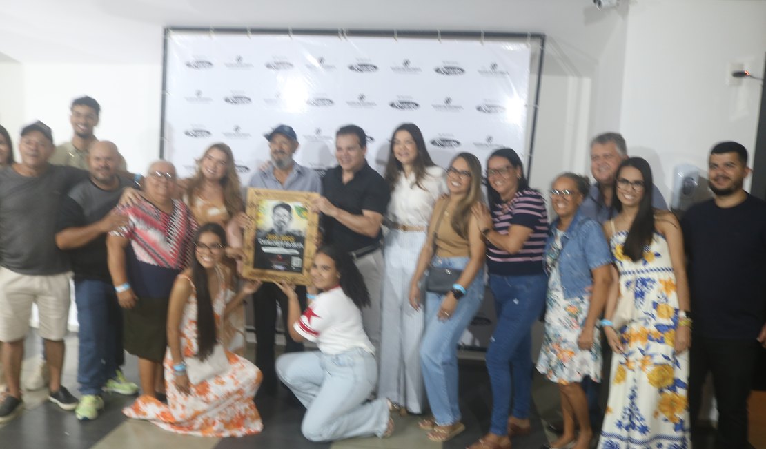 26ª edição do Raízes de Arapiraca emociona homenageados e familiares neste Dia dos Pais, no Cinesystem; Assista