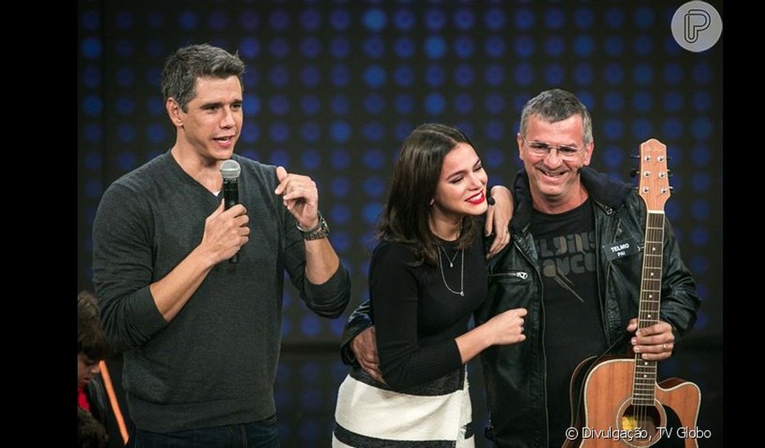 Bruna Marquezine homenageia o pai em aniversário: 'Amo ter você como exemplo'