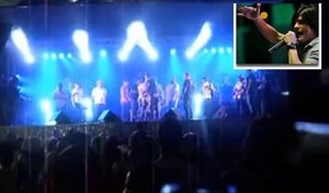 VÍDEO: cantor do 'Forró da Pegação' é preso por desacato durante show em Pernambuco