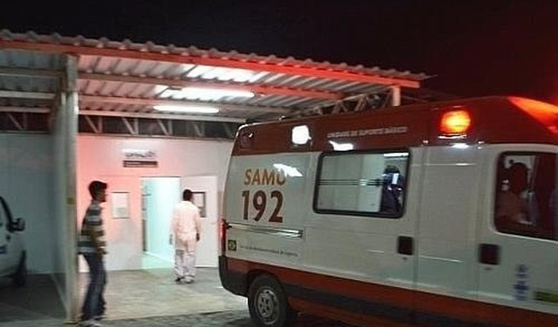 Policial reage a assalto e mata criminoso em restaurante de Penedo