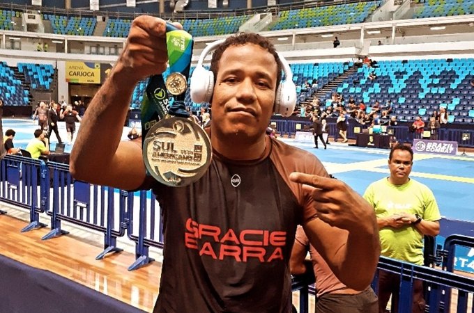 Alexandre Negão faz história e se torna bicampeão sul-americano de Jiu-Jitsu sem kimono pela IBJJF