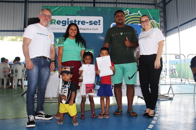 Famílias hipossuficientes obtêm registros gratuitos em Maceió