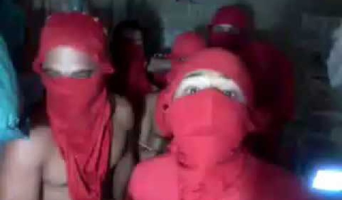 Presos rebelados exigem saída de diretor e ameaçam: 'vai rolar sangue'