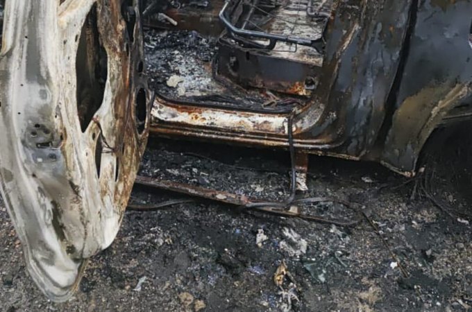 PC investiga achado de corpo carbonizado em uma caminhonete incendiada em Marechal Deodoro