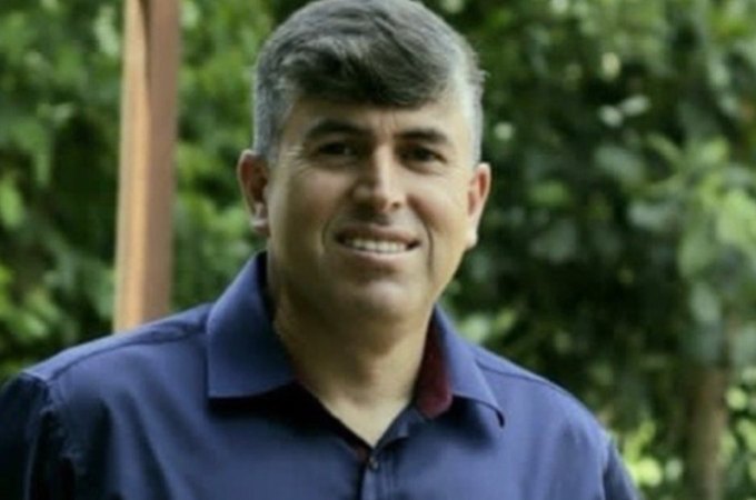 Quem era o pastor Sérgio Carvinho, que morreu após passar mal em culto