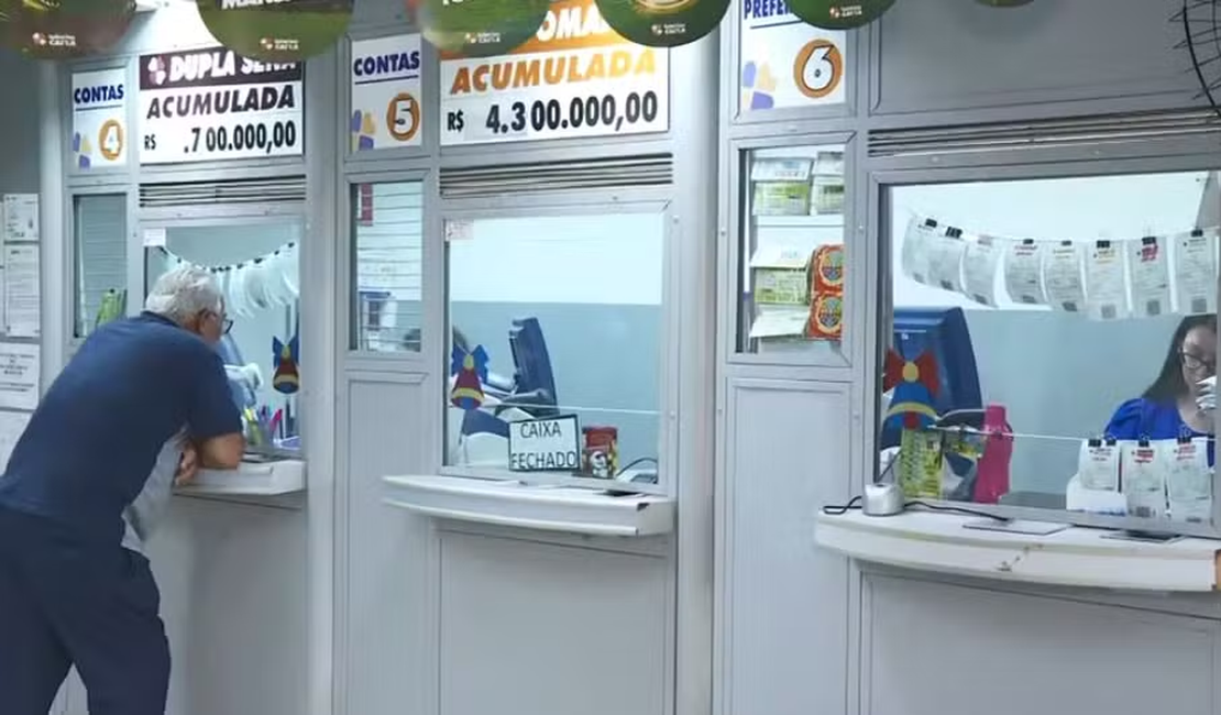 Ganhador da Mega tinha R$ 25 na conta e comprou bolão para ajudar atendente