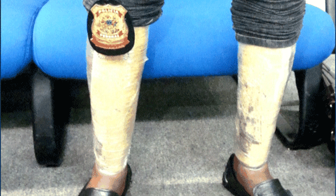 Angolano é preso com cocaína em caneleiras em aeroporto do Rio