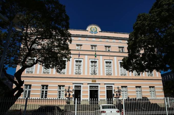 Deputado propõe proibição de uso de serviços públicos para atender bonecas “reborn” em Alagoas