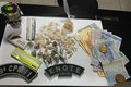Abordagem da PM a motocicletas termina em flagrante de tráfico em Coruripe
