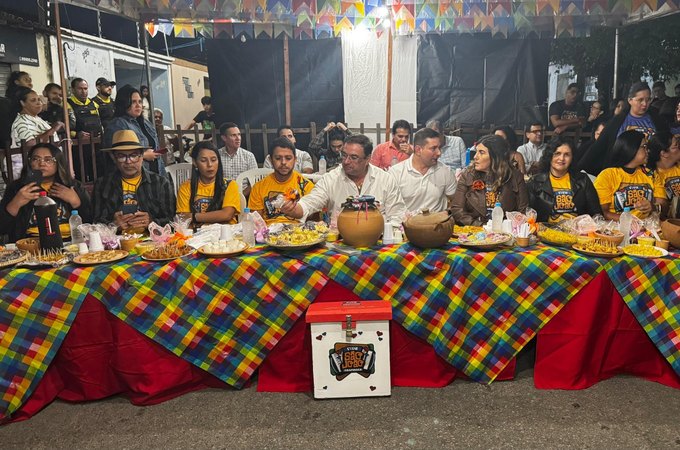 VÍDEO: Com o Arraiá Gonzagão, festejos juninos começam oficialmente em Arapiraca