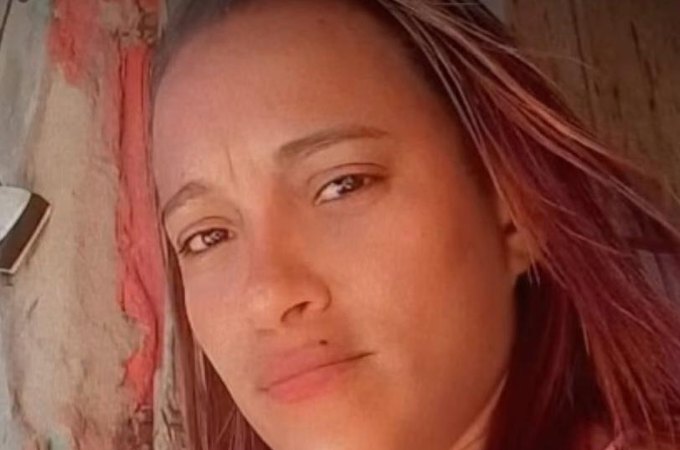 Mulher é assassinada com 14 tiros, dentro de casa na parte alta de Maceió