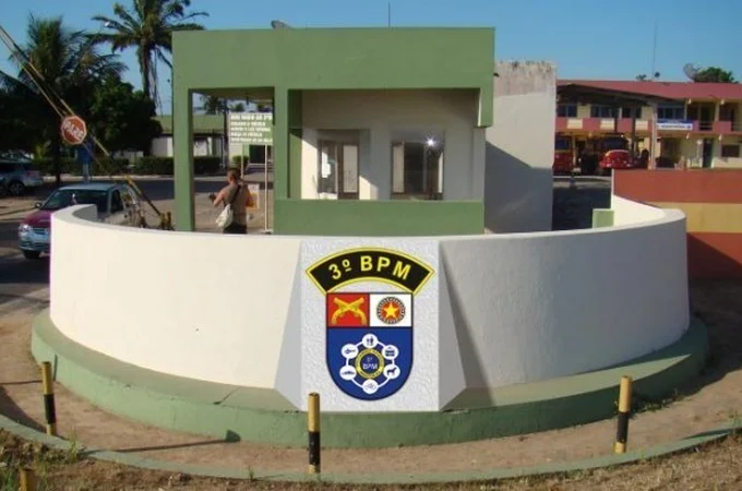Condutor sem habilitação e com motoneta irregular foge da polícia em alta velocidade e é interceptado em Arapiraca
