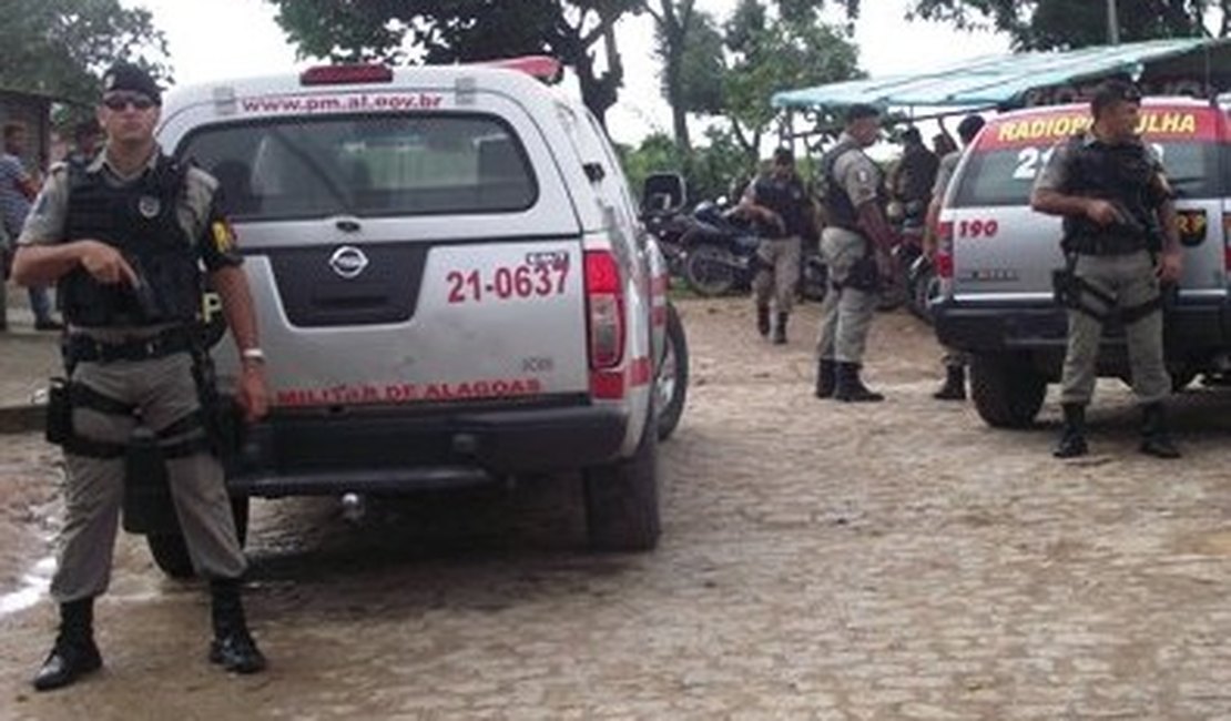 Grande operação policial ocupa o complexo Benedito Bentes, em Maceió