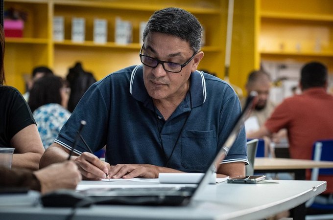 Seduc disponibiliza 575 vagas de especialização em Gestão Escolar para profissionais da rede estadual