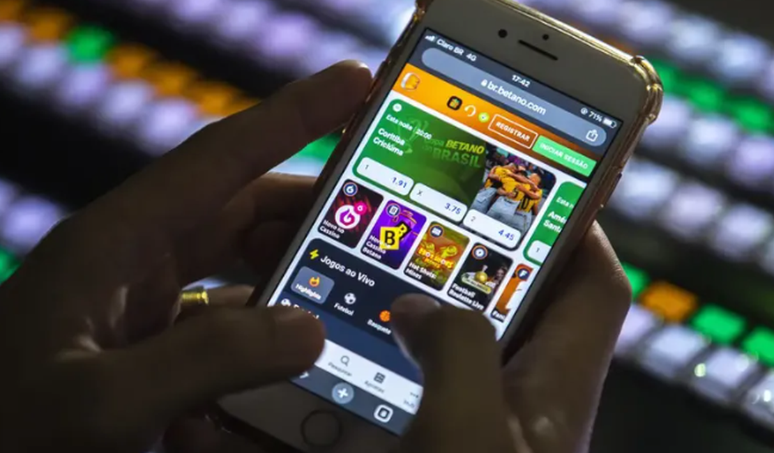 Governo determina que bets bloqueiem beneficiários de Bolsa Família e BPC