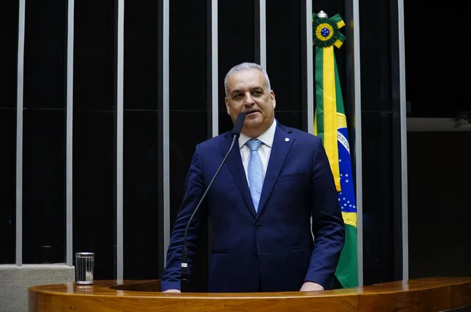 Alfredo Gaspar cobra ações imediatas do governo Lula para evitar novas tragédias provocadas pelas chuvas em Alagoas