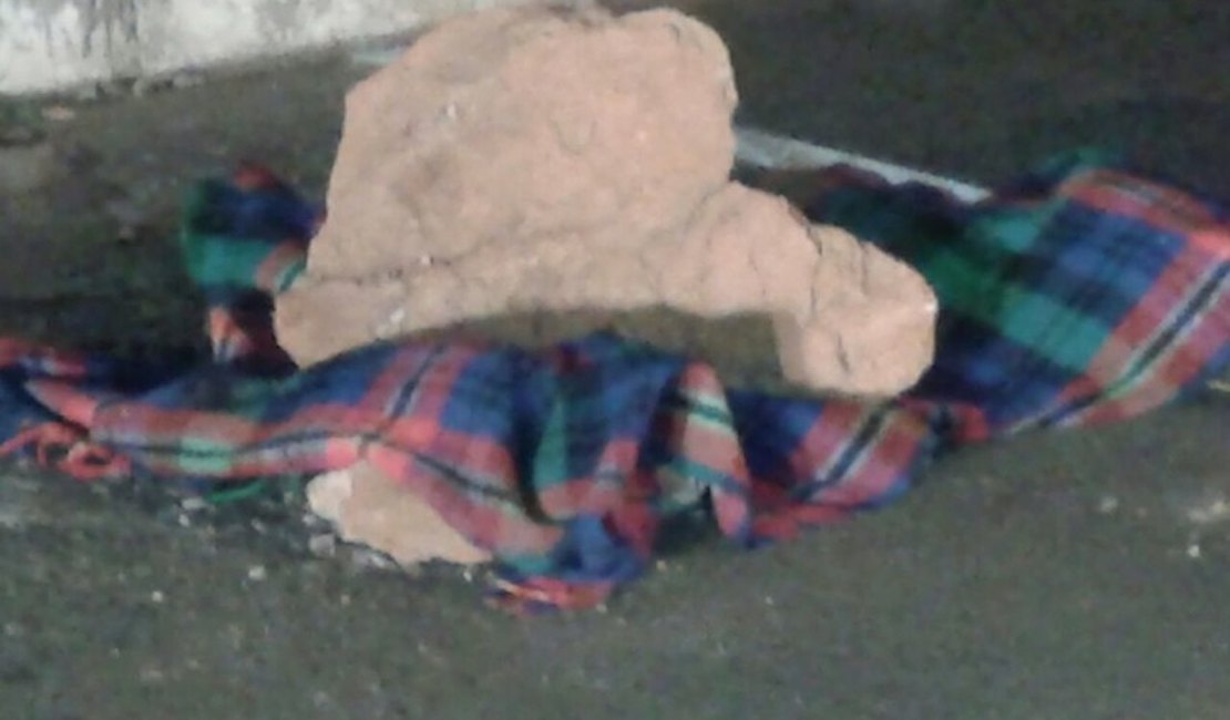 Morador de rua é morto a pedradas em Maceió