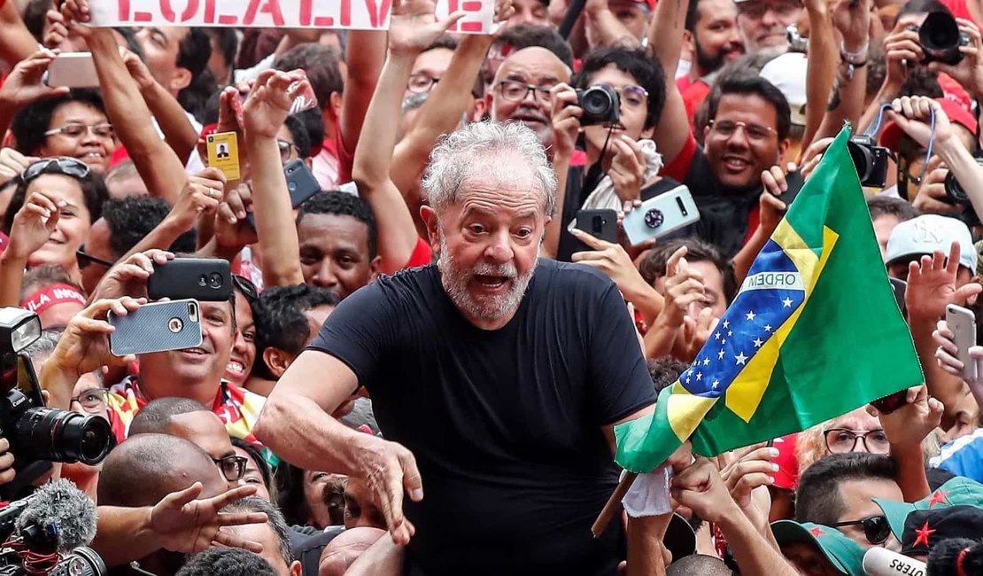 Lula Promete Voltar S Ruas Para Reencontrar O Povo Em Janeiro J