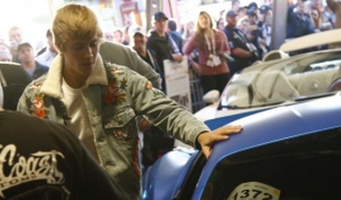 Ferrari 458 Italia de Justin Bieber é vendida por US$ 434.500 em leilão