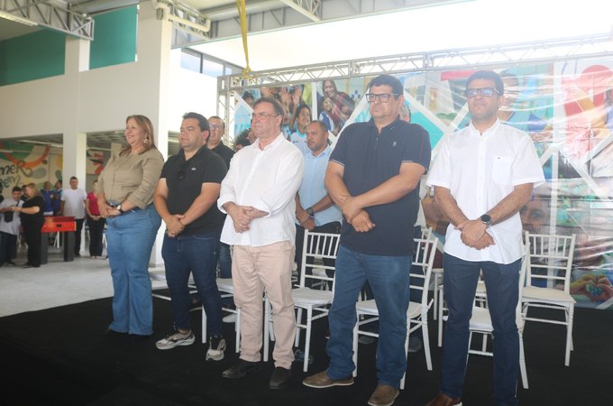 Em compromisso com a educação e o esporte, Luciano Barbosa entrega ginásio na Baixa Grande, em Arapiraca; assista