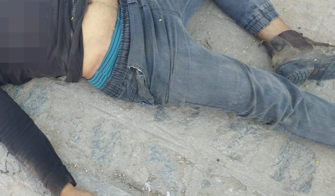 Suspeito morre baleado por comparsa durante assalto em Campo Grande