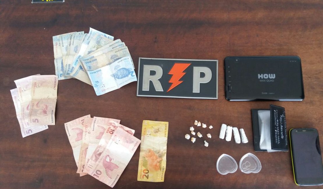 Trio suspeito de tráfico de drogas é preso em Arapiraca