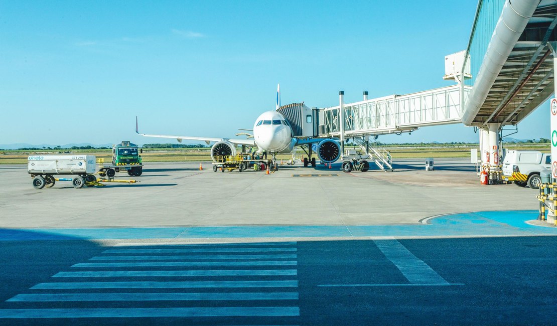 Alagoas está entre os 10 destinos nacionais que mais expandiram a malha aérea, aponta pesquisa