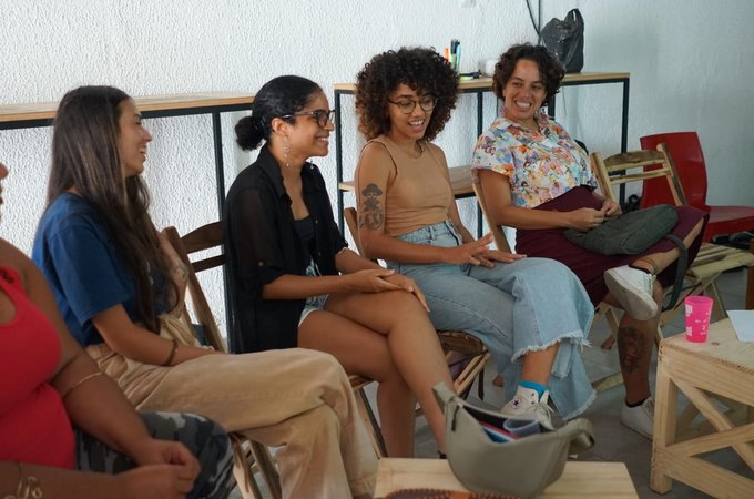 Escola Mulheres+ no Cinema realiza oficina gratuita de processos criativos sonoros em Piaçabuçu (AL)