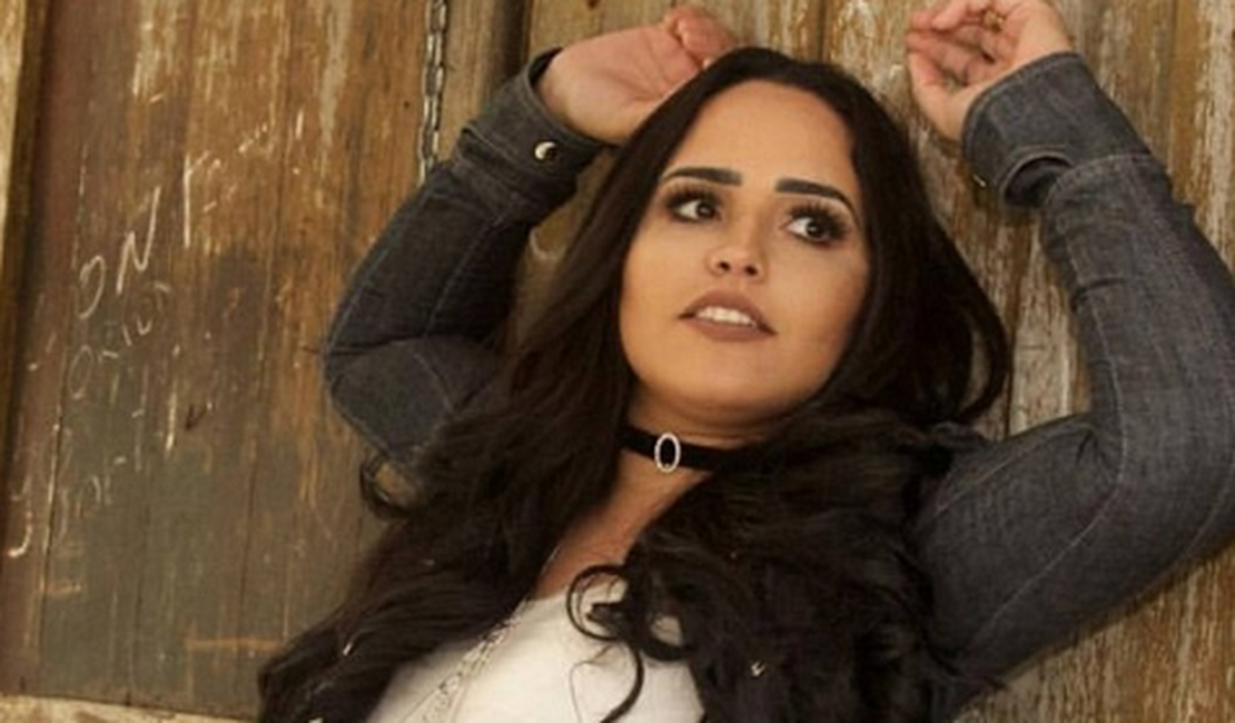 Após carreira gospel, Perlla decide retornar ao funk e é detonada