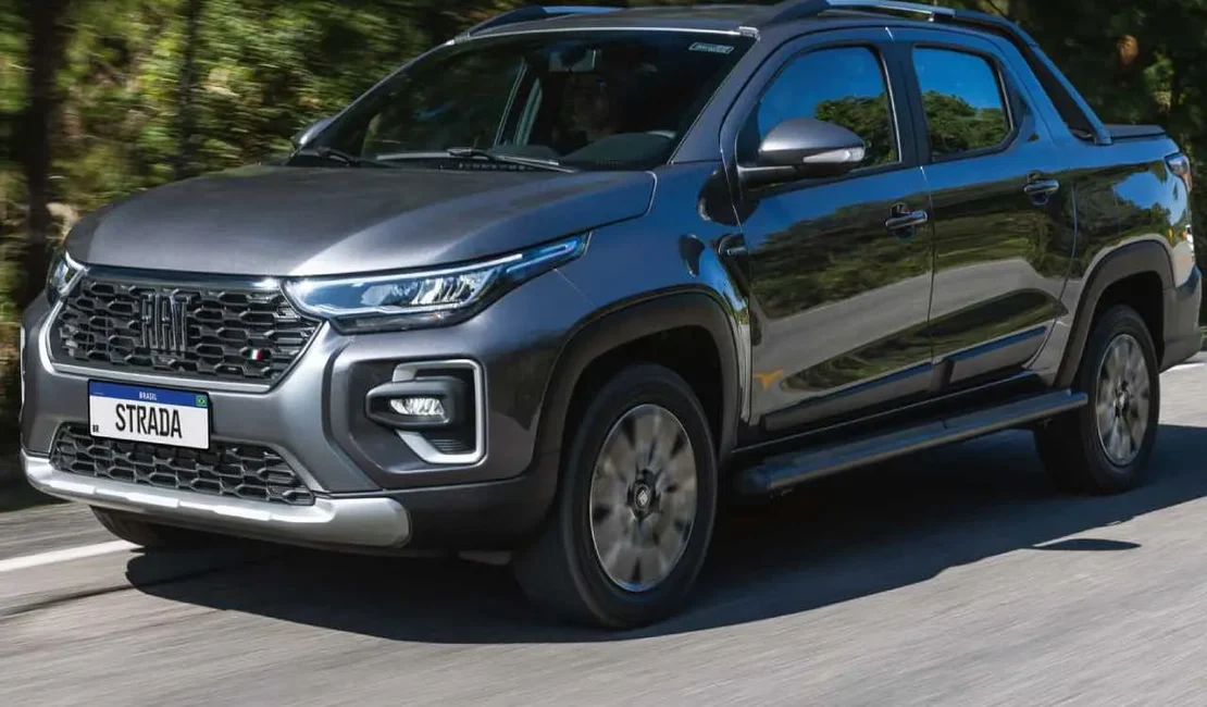 Quais são os 10 carros mais vendidos em 2025 até o momento? Fiat Strada lidera ranking