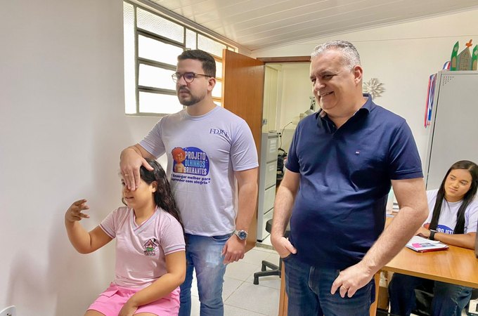 Com emenda de R$ 1,2 milhão, Alfredo Gaspar lança projeto que leva saúde visual e esperança a milhares de crianças em Maceió
